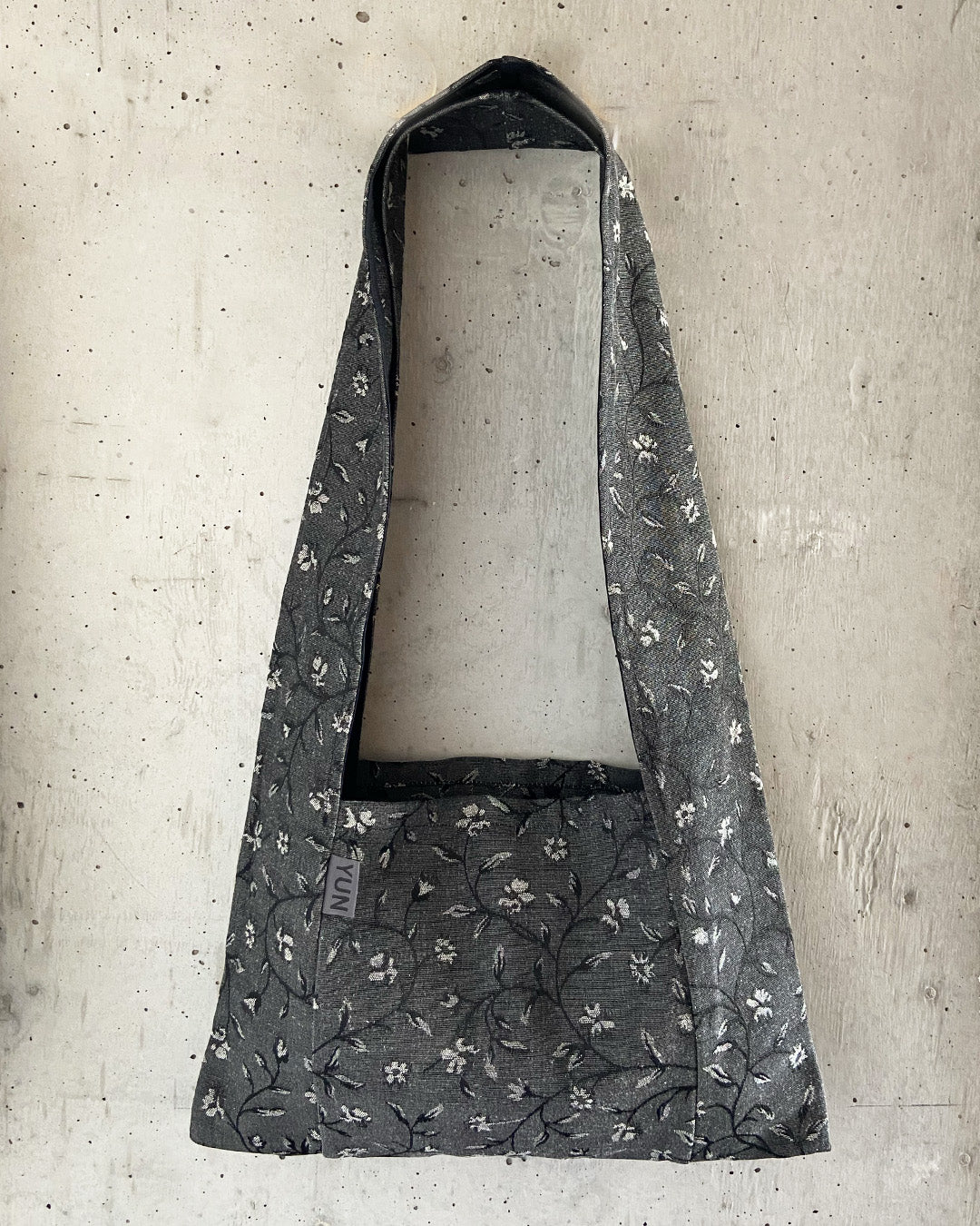 Bach Jacquard